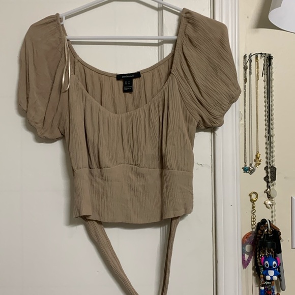 Crop top - Picture 1 of 1